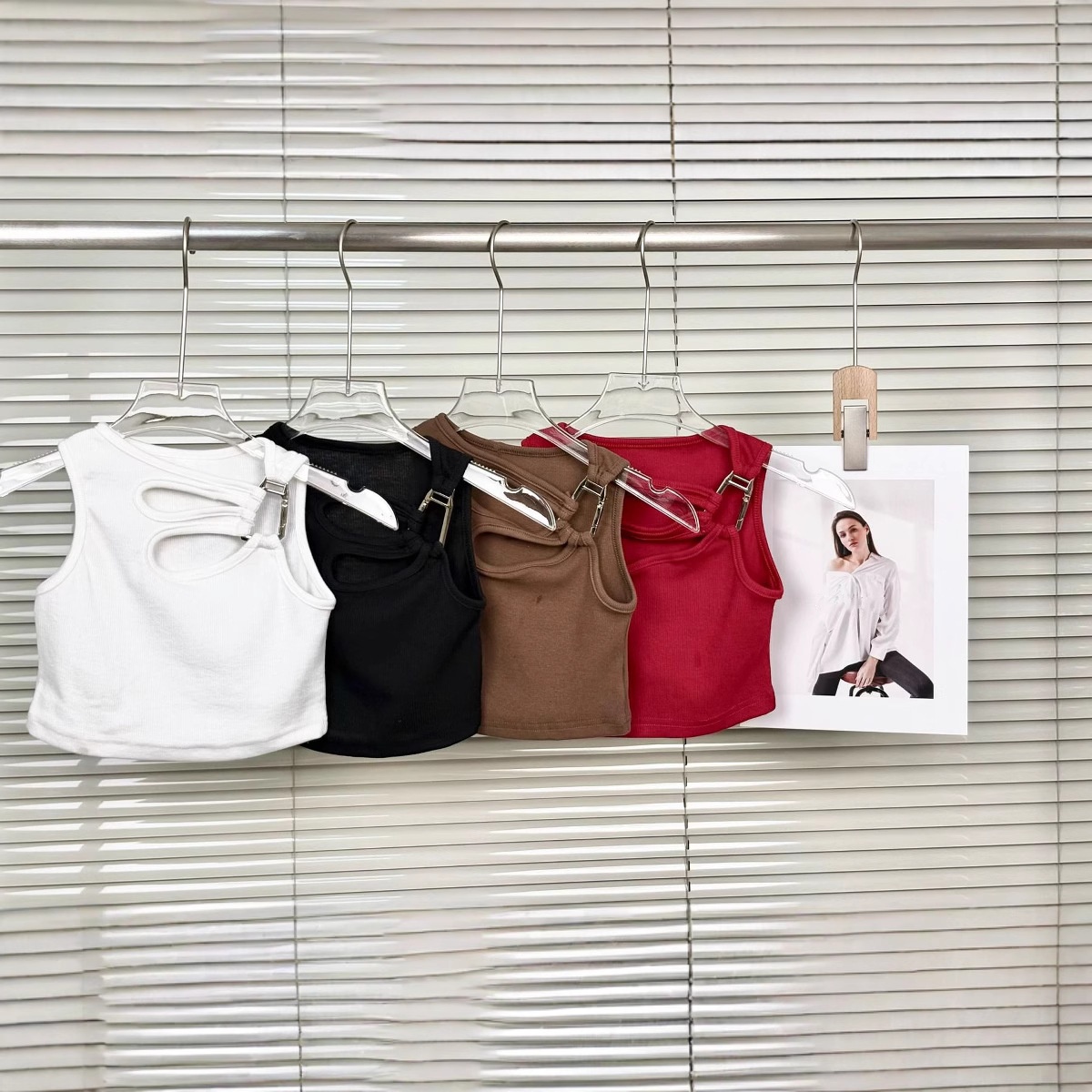 Canotte Crop a Costine Senza M - Tank Top Ribbed recensione e prezzo