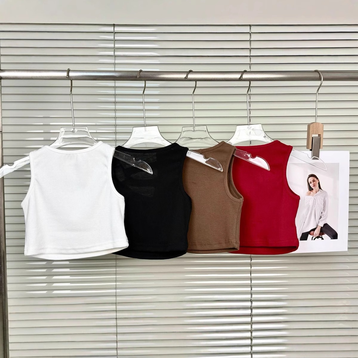 Canotte Crop a Costine Senza M - Tank Top Ribbed recensione e prezzo